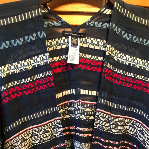 American Eagle Outfitters Aztec Design Kimono - Picture 5 of 9